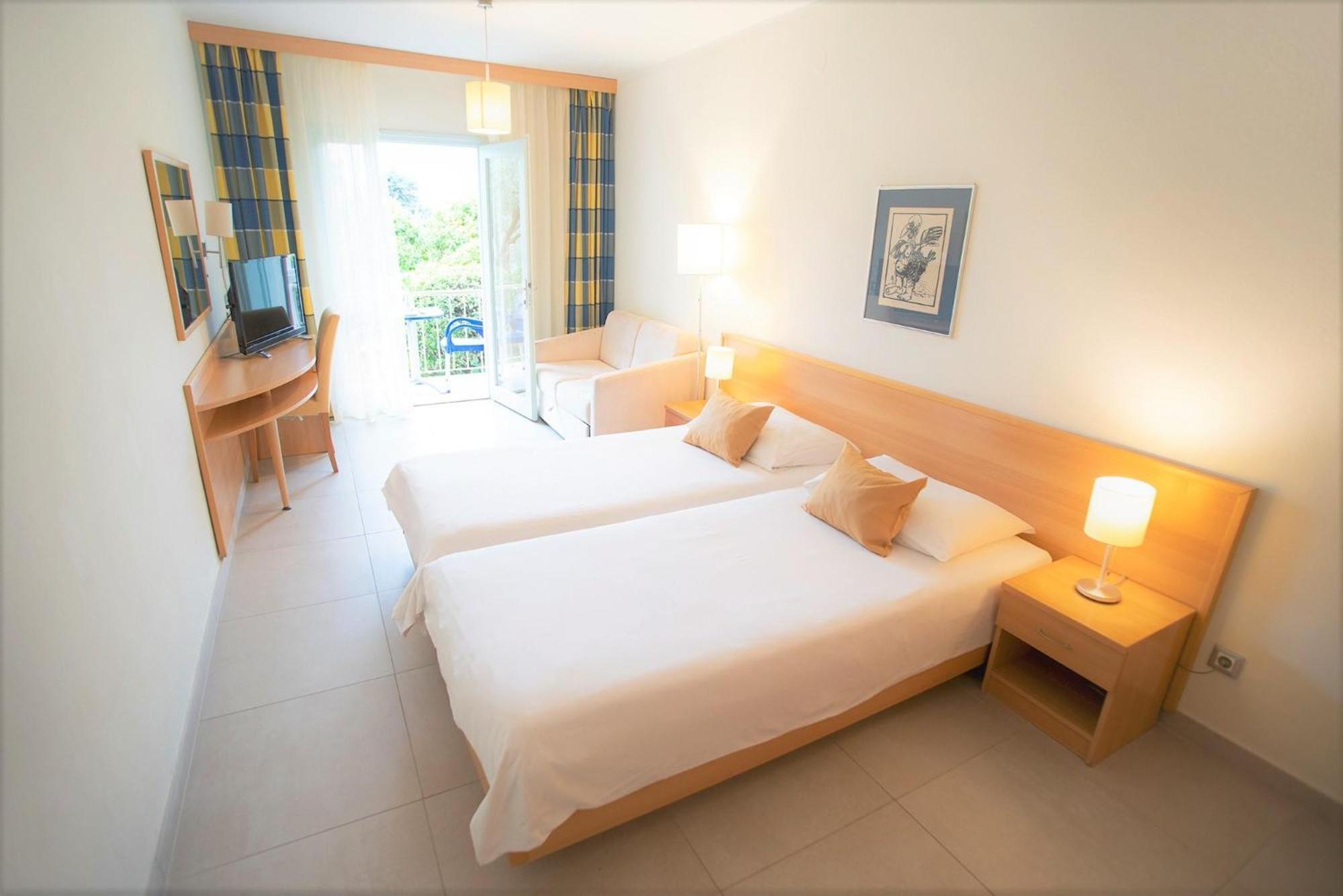 Aminess Vival Casa Velaris 호텔 수페타르 외부 사진